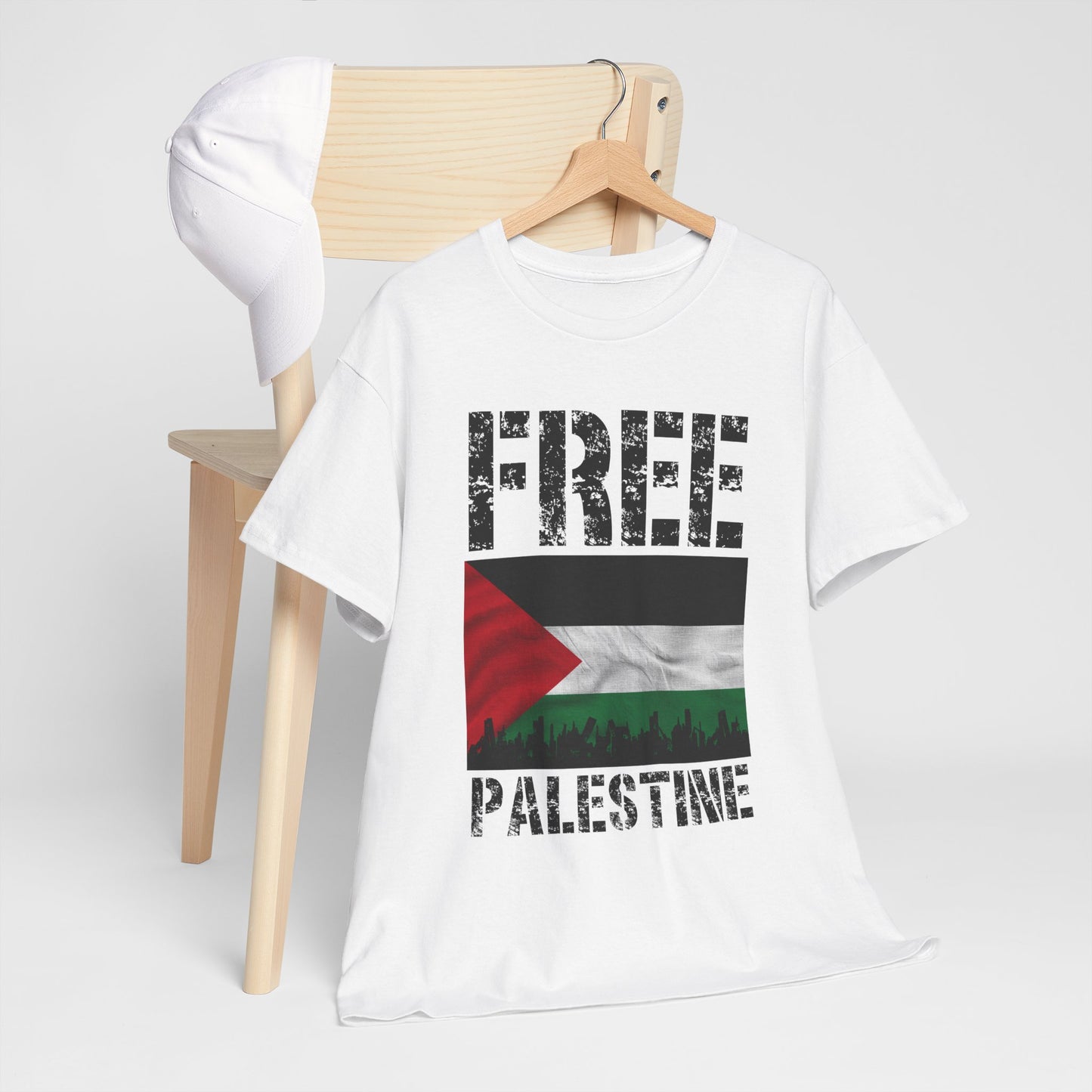 Palästinensisches Flaggen-Shirt mit Stadt-Skyline - Free Palestine Tee, Urban Grunge Protest T-Shirt für Aktivisten & Menschenrechtsunterstützer