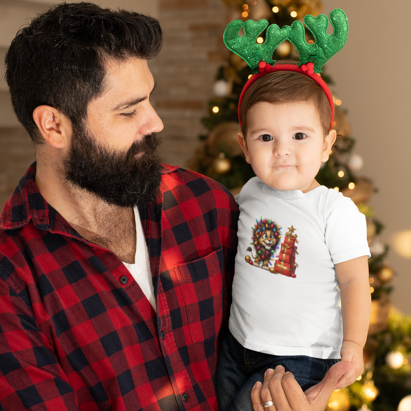 Baby Lion Christmas Lights Infant T-Shirt – Safari Holiday Outfit