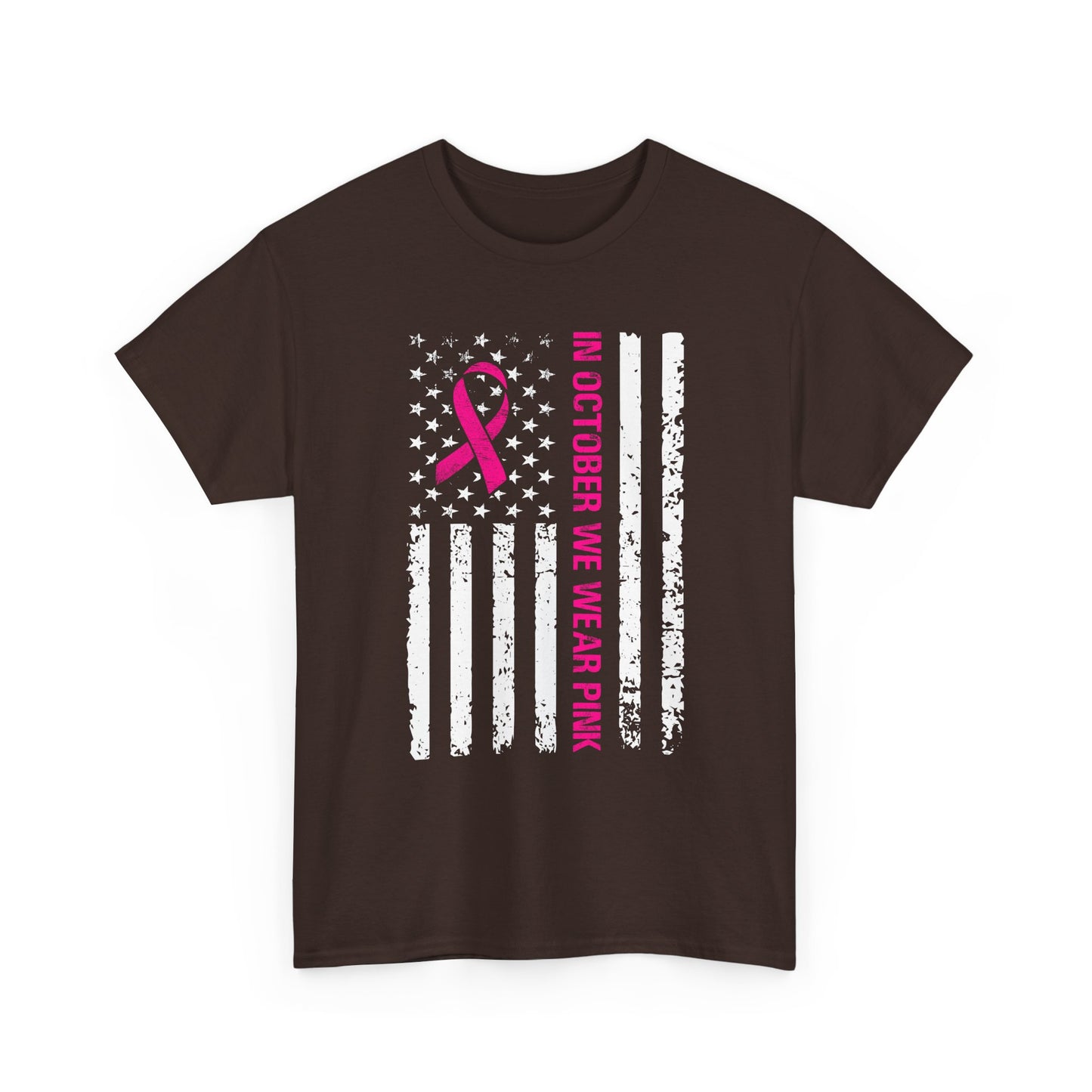 W październiku nosimy różową koszulkę – koszulka z motywem świadomości raka piersi z różową wstążką i flagą USA w stylu grunge, koszulka z wyrazami wsparcia i zbiórką funduszy