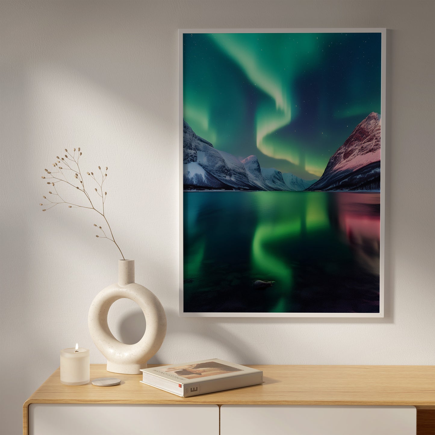 Nordische Aurora Borealis – Nordlichter über schneebedeckten Bergen Wandkunst