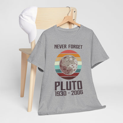 Never Forget Pluto 1930–2006 Retro Planet Graphic Tee
