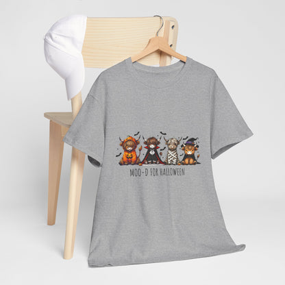 Highland Cow Halloween T-Shirt – Cute Spooky Cows in Costumes