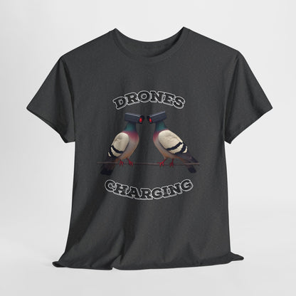 Drohnen laden Shirt - Lustiges Taubenkamera-Meme-T-Shirt