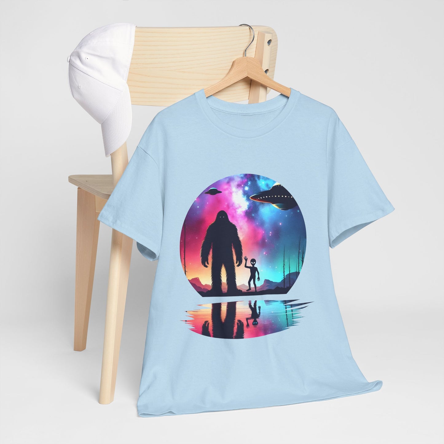 Koszulka z motywem przyjaźni Wielkiej Stopy i Obcych – Retro Vaporwave Galaxy UFO