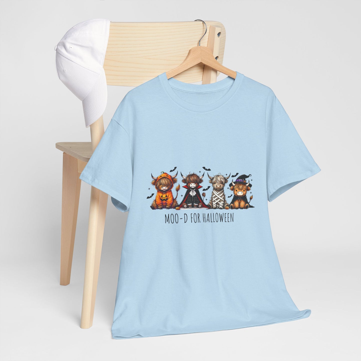 Highland Cow Halloween T-Shirt – Cute Spooky Cows in Costumes