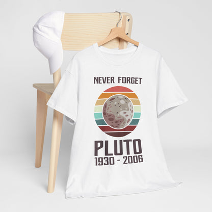 Never Forget Pluto 1930–2006 Retro Planet Graphic Tee