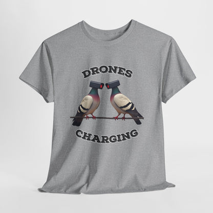 Drohnen laden Shirt - Lustiges Taubenkamera-Meme-T-Shirt