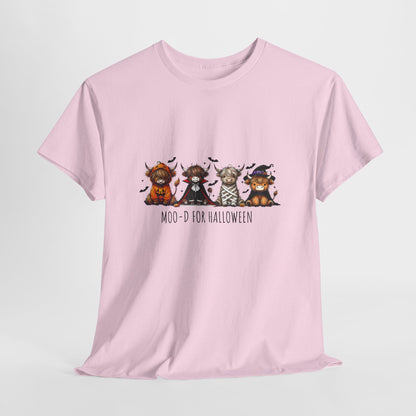 Highland Cow Halloween T-Shirt – Cute Spooky Cows in Costumes