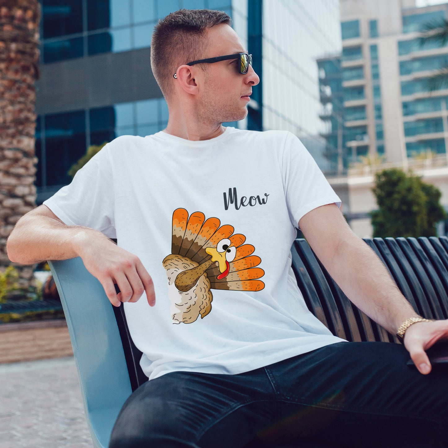 Funny Cat Turkey T-Shirt - Thanksgiving Meow Cat Lover Tee