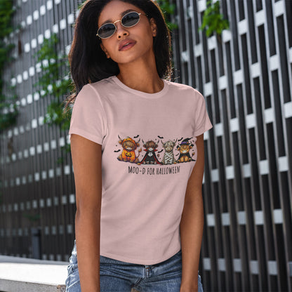 Highland Cow Halloween T-Shirt – Cute Spooky Cows in Costumes