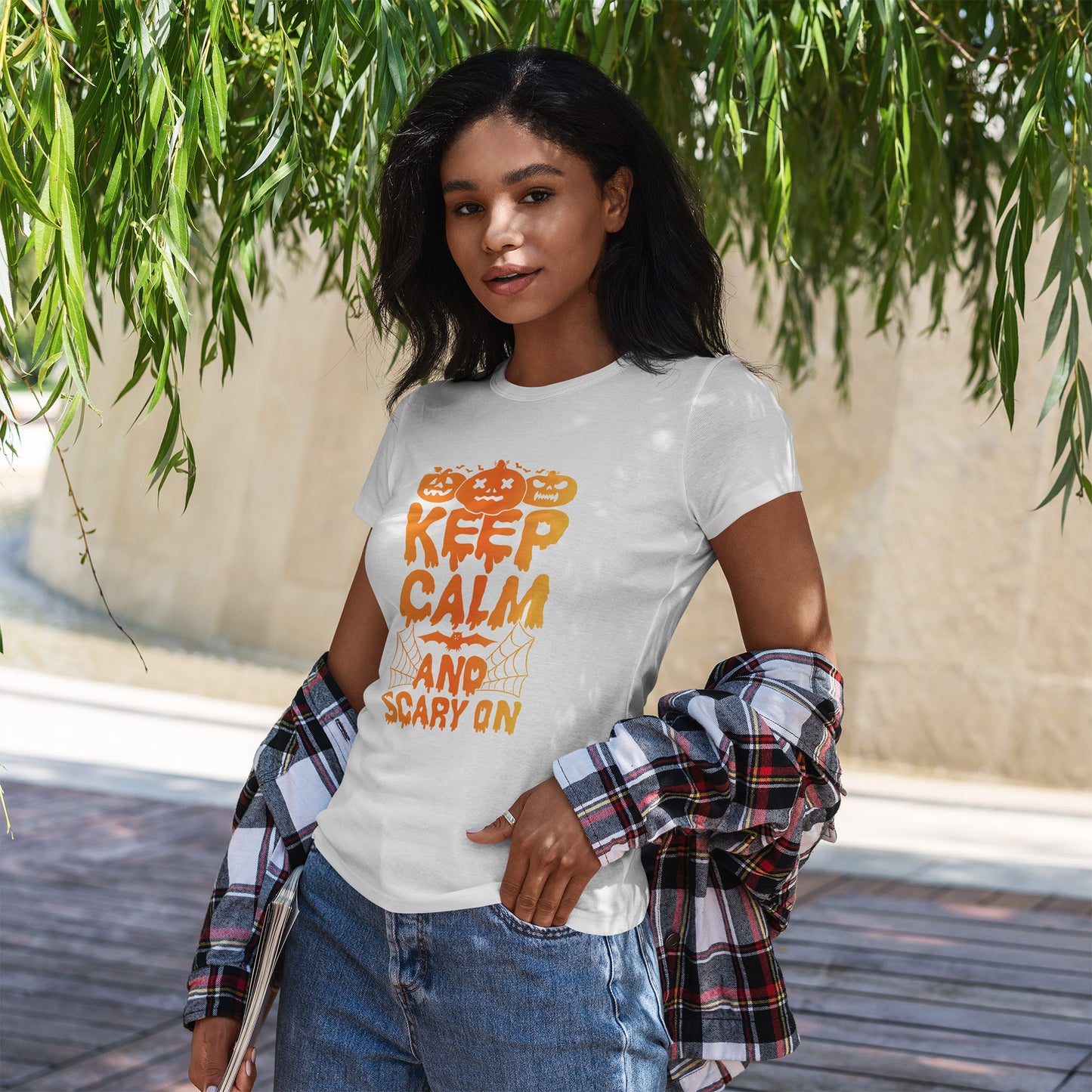 Keep Calm and Scary On - Halloween T-Shirt Pumpkin Bat