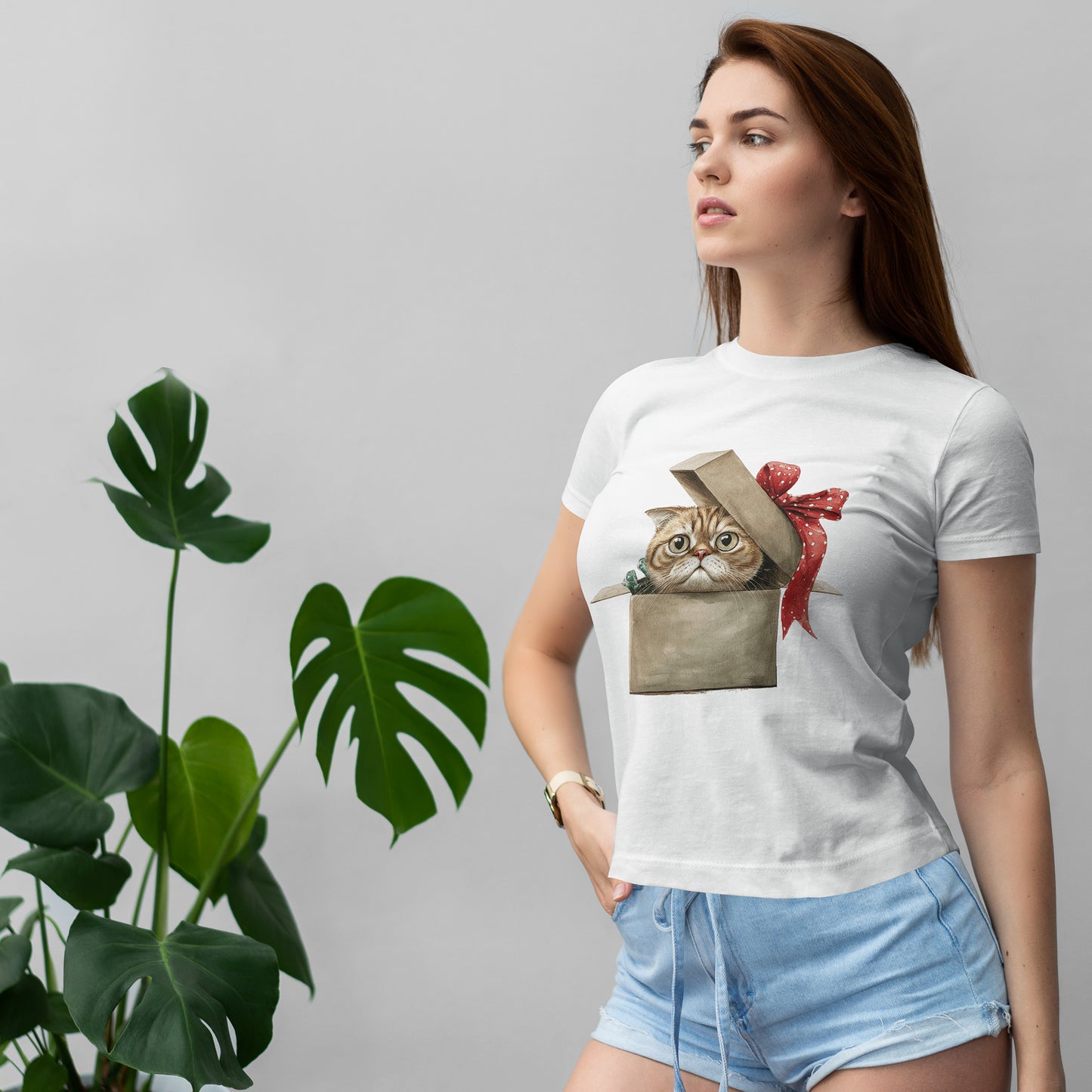 Christmas Gift Box Cat T-Shirt - Kitty in Present Tee