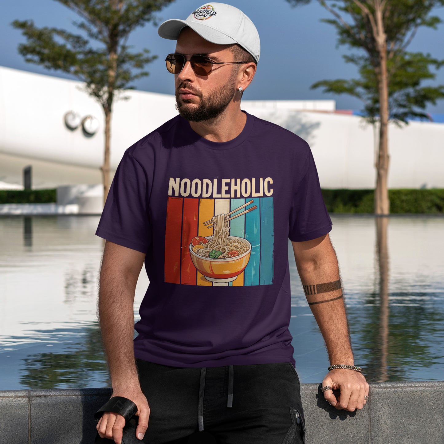 Noodleholic Shirt - Retro Ramen Bowl Tee