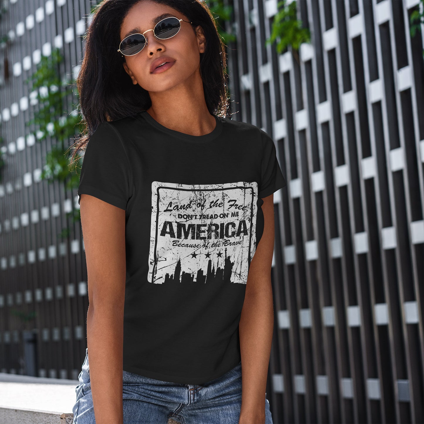 Statue of Liberty Patriotic Shirt - Distressed USA Freedom Tee