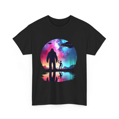 Koszulka z motywem przyjaźni Wielkiej Stopy i Obcych – Retro Vaporwave Galaxy UFO