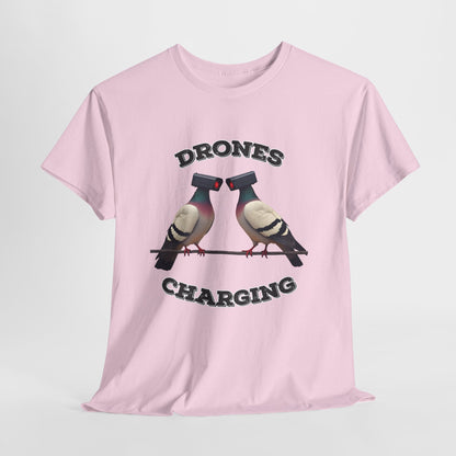 Drohnen laden Shirt - Lustiges Taubenkamera-Meme-T-Shirt