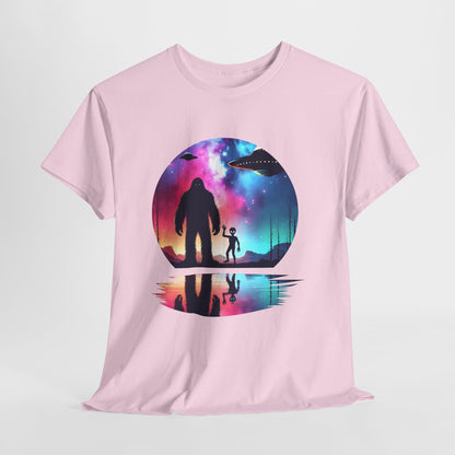 Koszulka z motywem przyjaźni Wielkiej Stopy i Obcych – Retro Vaporwave Galaxy UFO
