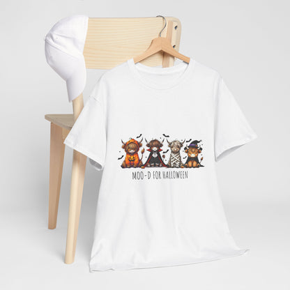 Highland Cow Halloween T-Shirt – Cute Spooky Cows in Costumes