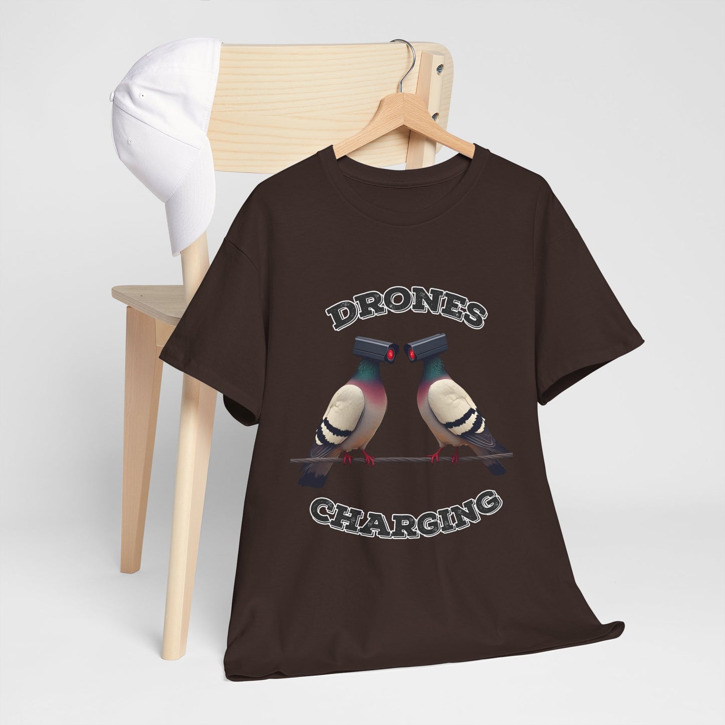 Drohnen laden Shirt - Lustiges Taubenkamera-Meme-T-Shirt