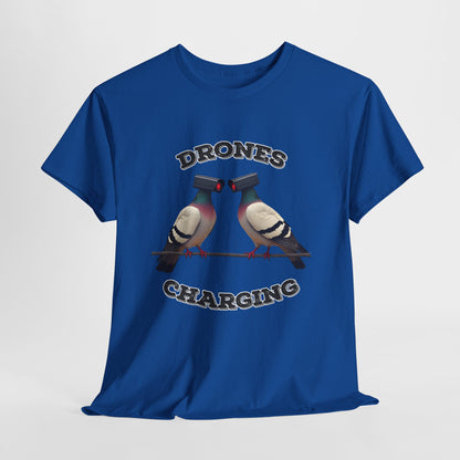 Drohnen laden Shirt - Lustiges Taubenkamera-Meme-T-Shirt
