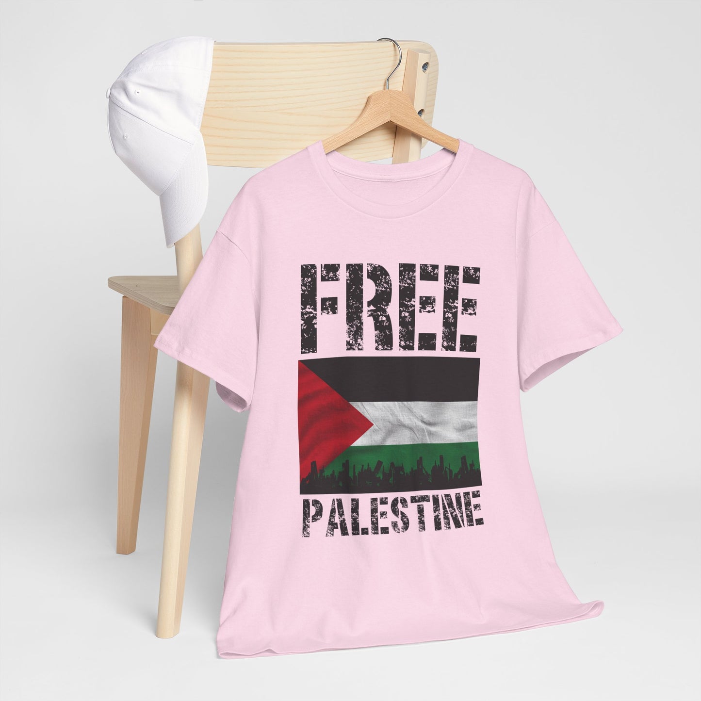 Palästinensisches Flaggen-Shirt mit Stadt-Skyline - Free Palestine Tee, Urban Grunge Protest T-Shirt für Aktivisten &amp; Menschenrechtsunterstützer