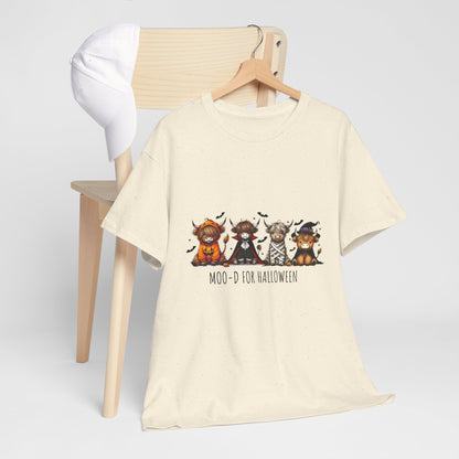 Highland Cow Halloween T-Shirt – Cute Spooky Cows in Costumes