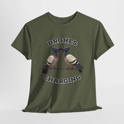 Drohnen laden Shirt - Lustiges Taubenkamera-Meme-T-Shirt