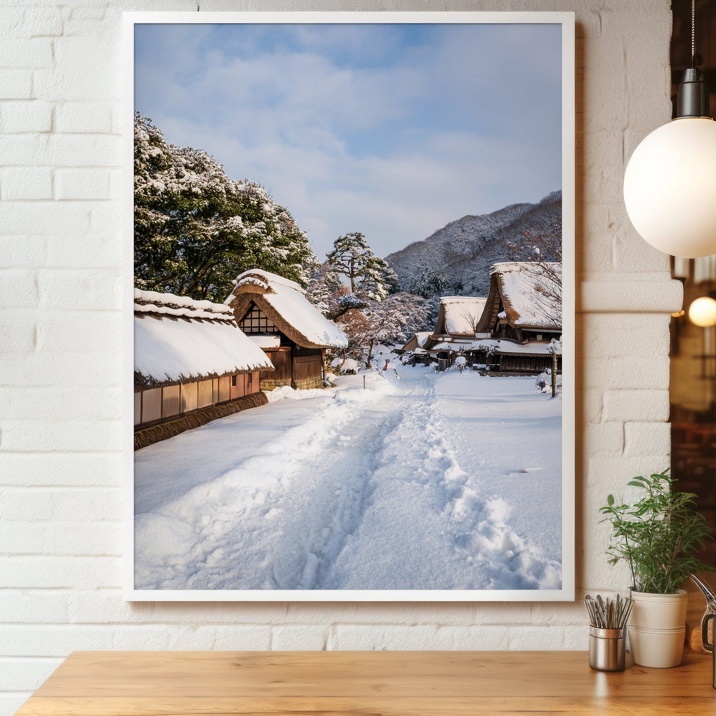 Japanisches Schneedorf – Traditionelles Strohdach im Winter